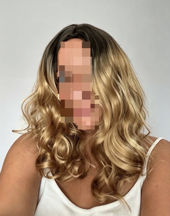 Peruka wlosy do ramion zlociste ombre