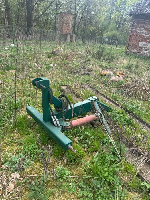 Równarka ciągnikowa do dróg i terenu