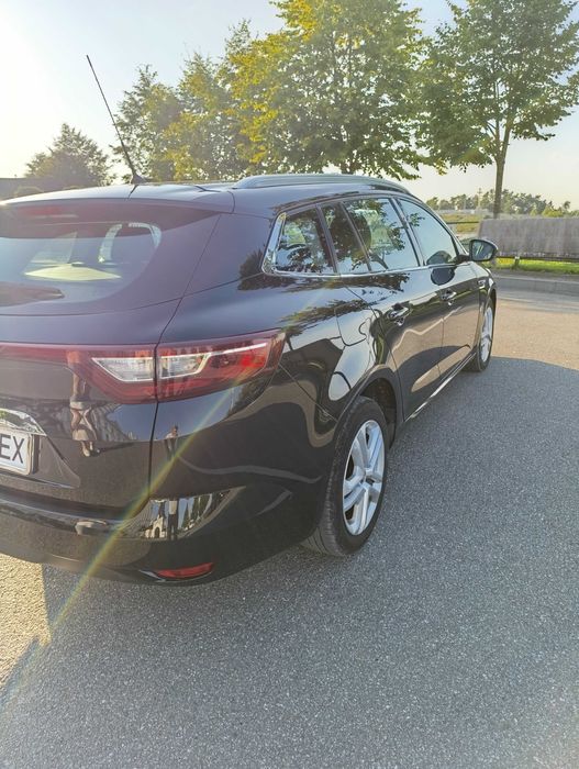 Легковий автомобіль