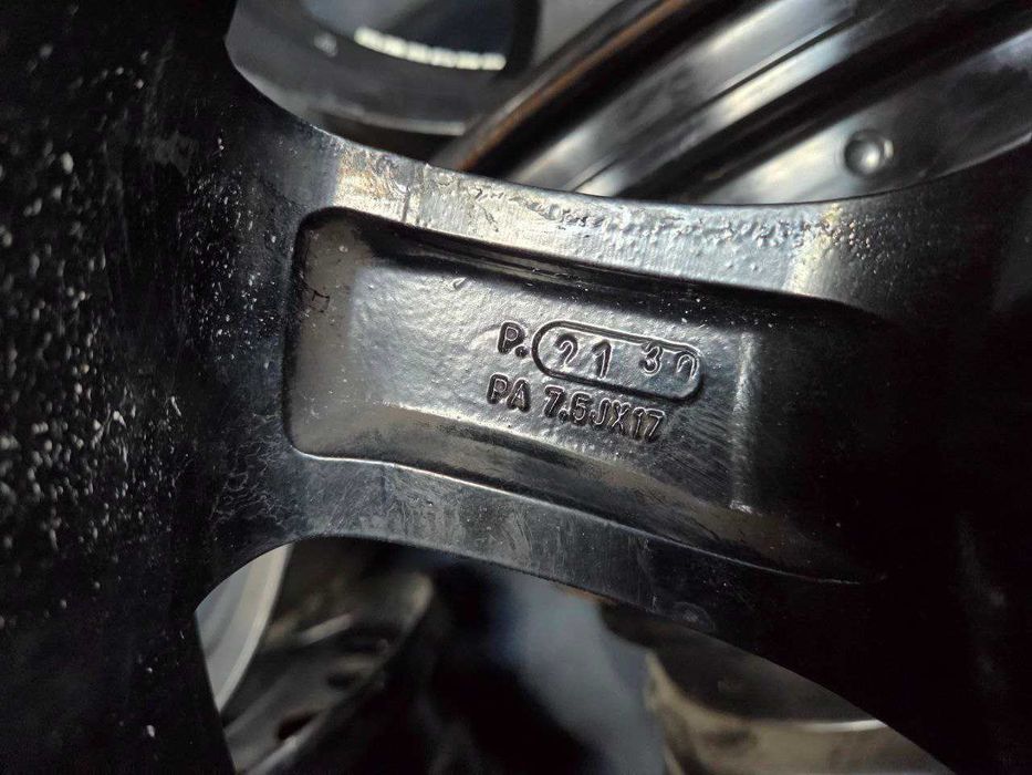 Диски різноширокі 5x130 R17 7.5-9J Et47-52 Dia72.6 Porsche BS122