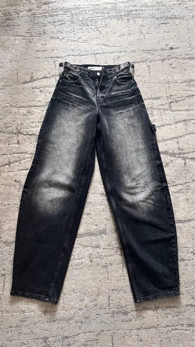 Джинсы bershka 32 размер