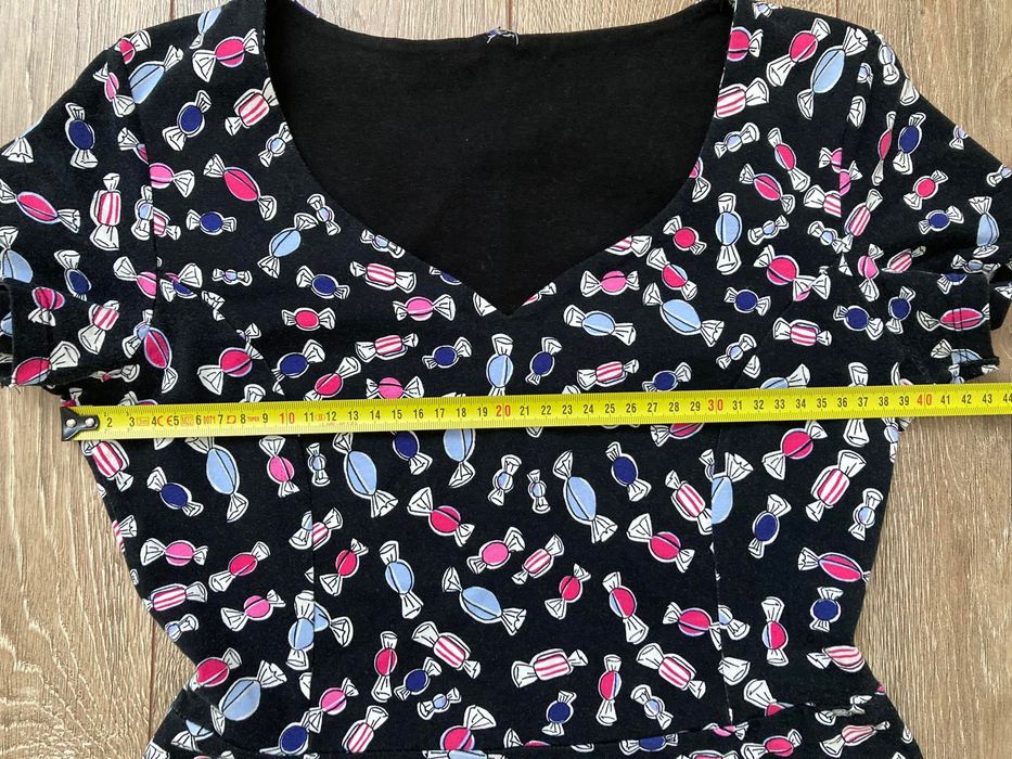 Sukienka mini w cukierki