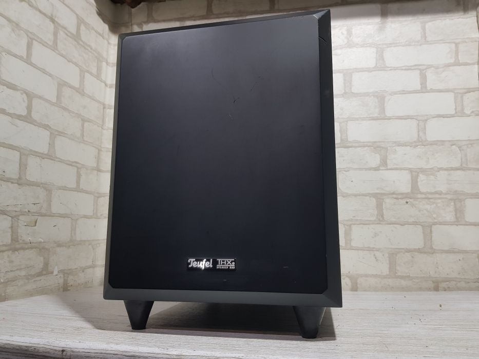Активний сабвуфер TEUFEL CB 52 SW, 250 Вт, D клас! б/у з Німеччини