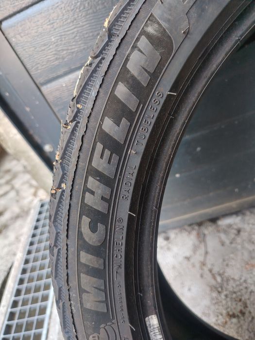 215 45 R20 da Michelin