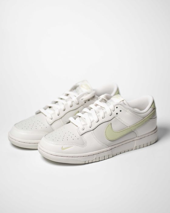 Жіночі кросівки Nike Dunk Low IB3484-001 Light Bone/Light Army кремові