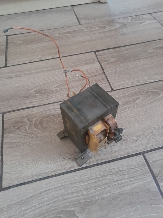 Transformator z mikrofali 4,3kg U.S.A