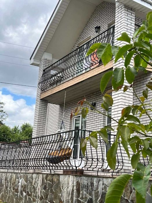 Продам 2-поверховий будинок у с.Лука-Мелешківська 7218