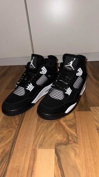 Nike_Air_Jordan_4_Retro_White_Thunder Rozmiar 41