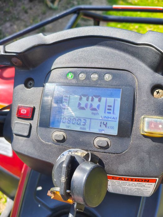 Moto 4x4 LINHAI 300 e reboque como nova