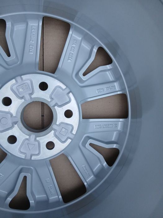 Felga nowa Volkswagen Touran 3