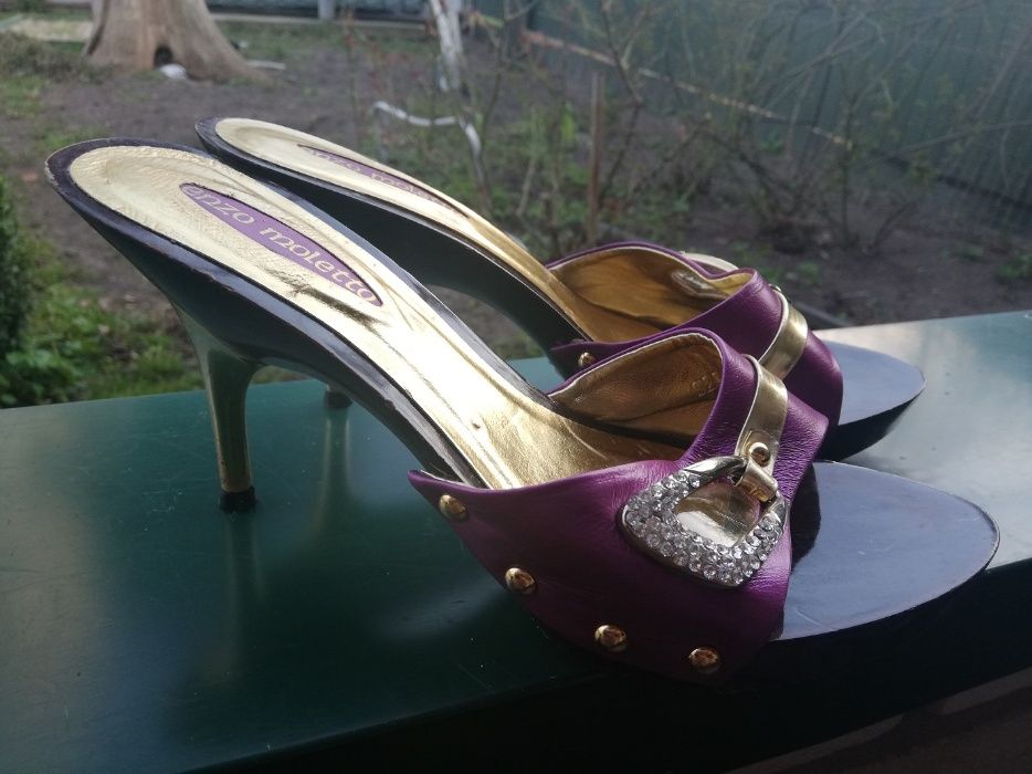 Босоножки -шлепанцы