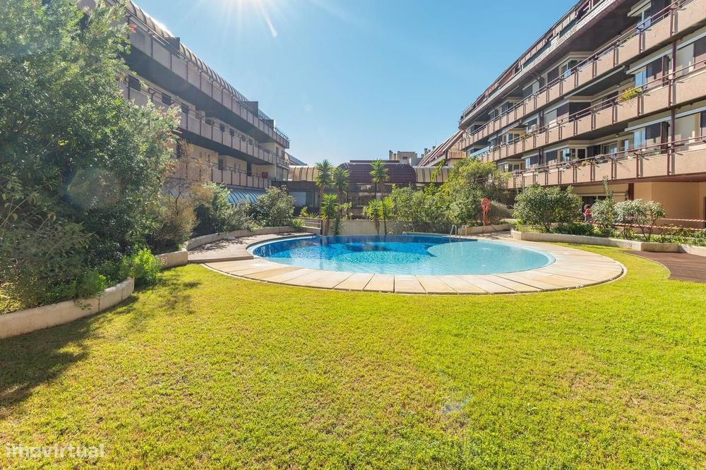 Apartamento T2 com jardim, Estoril, Cascais