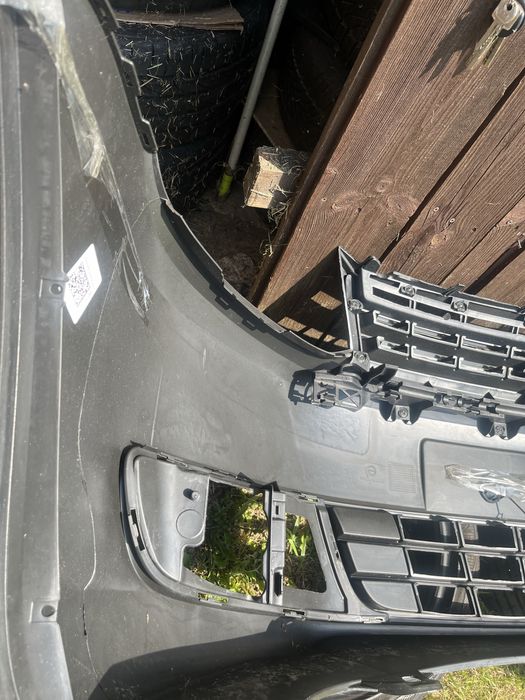Nowy zderzak VW caddy lift  lll
