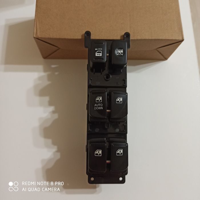 Блок кнопок управления стеклоподъёмников  склопідйомникі Accent