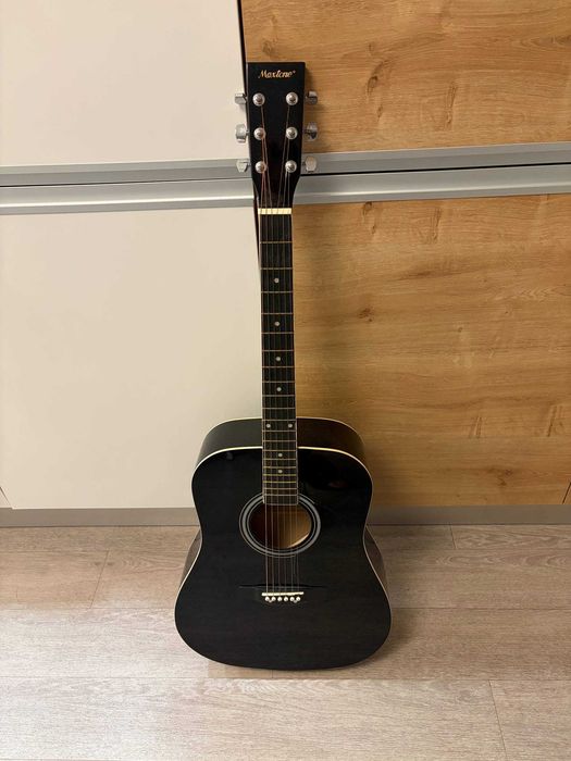 САМОВИВІЗ - Акустична гітара Maxtone WGC-4010G/BK + каподастр і струни