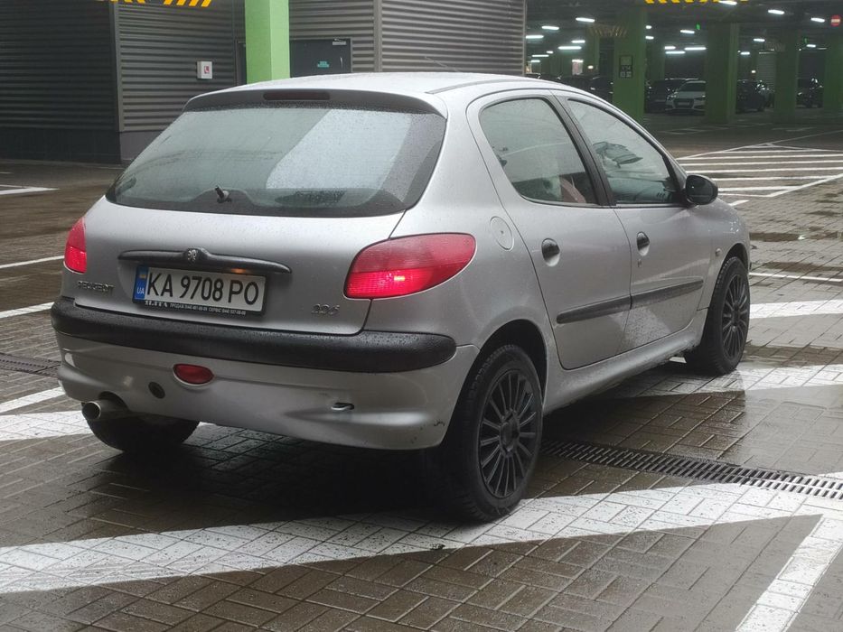 Peugeot 206 XR | 2001 рік | Газ/Бензин | Можливий обмін