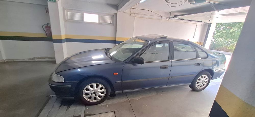 Honda  Accord  2.0 Lsi
