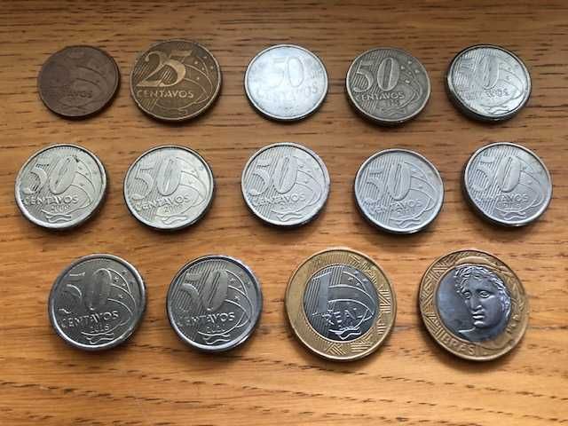 Монеты Бразилия 5, 25, 50 сентаво и 1 реал разных годов выпуска