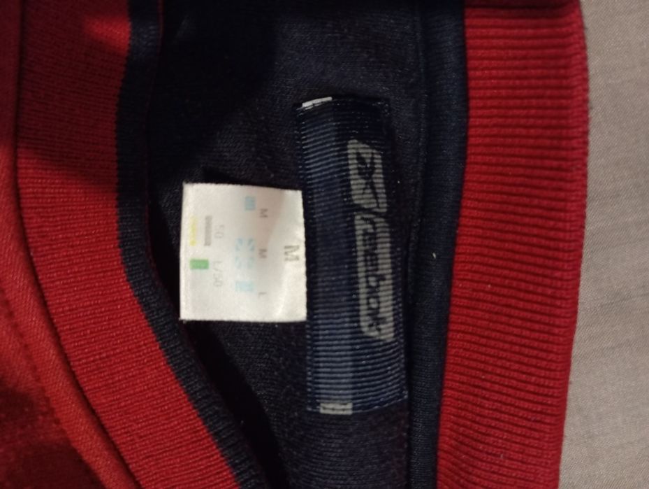 Vintage sweatshirt by Reebok