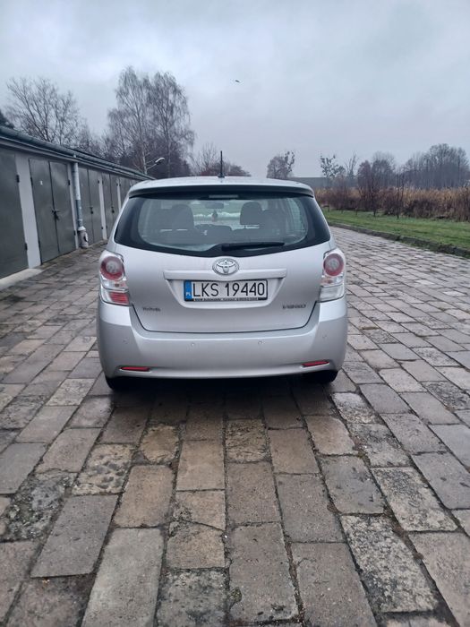 TOYOTA  VERSO 1.6   benzyna + gaz   2009 rok