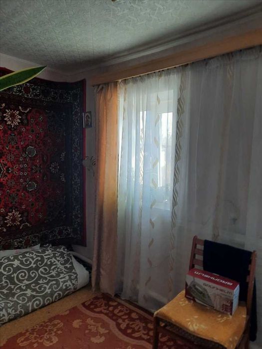 Гарний будинок в центрі Нових Санжар