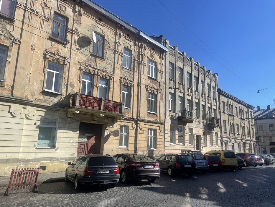 Продаж приміщення біля Привокзального ринку! Львів !