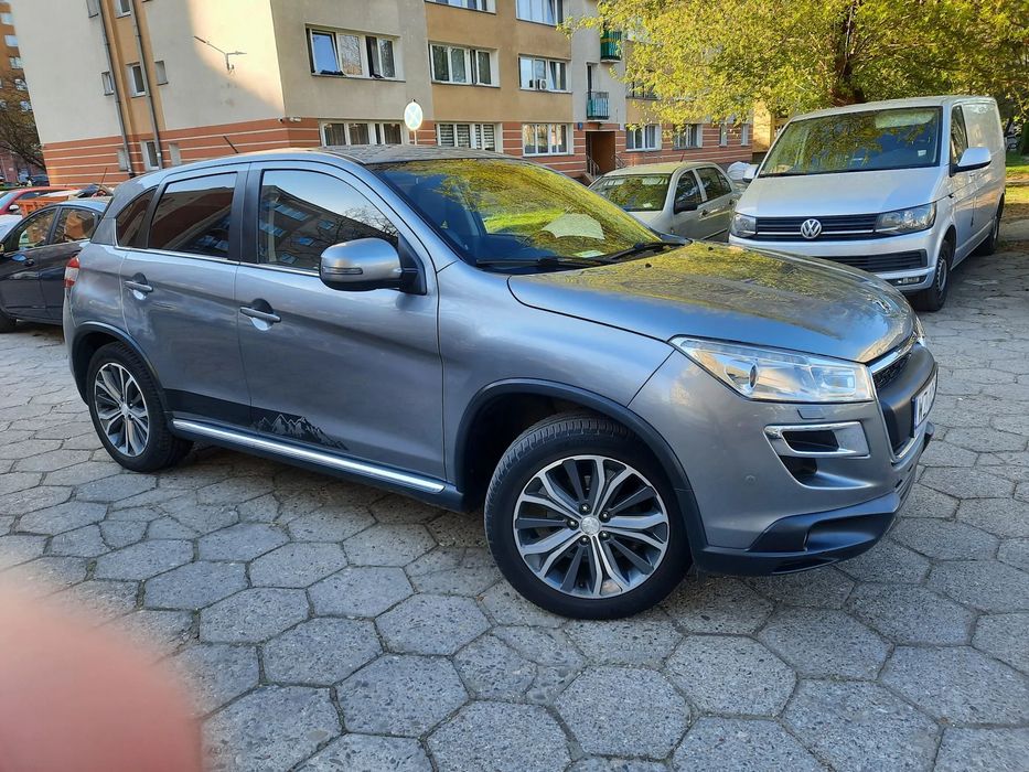 Peugeot 4008