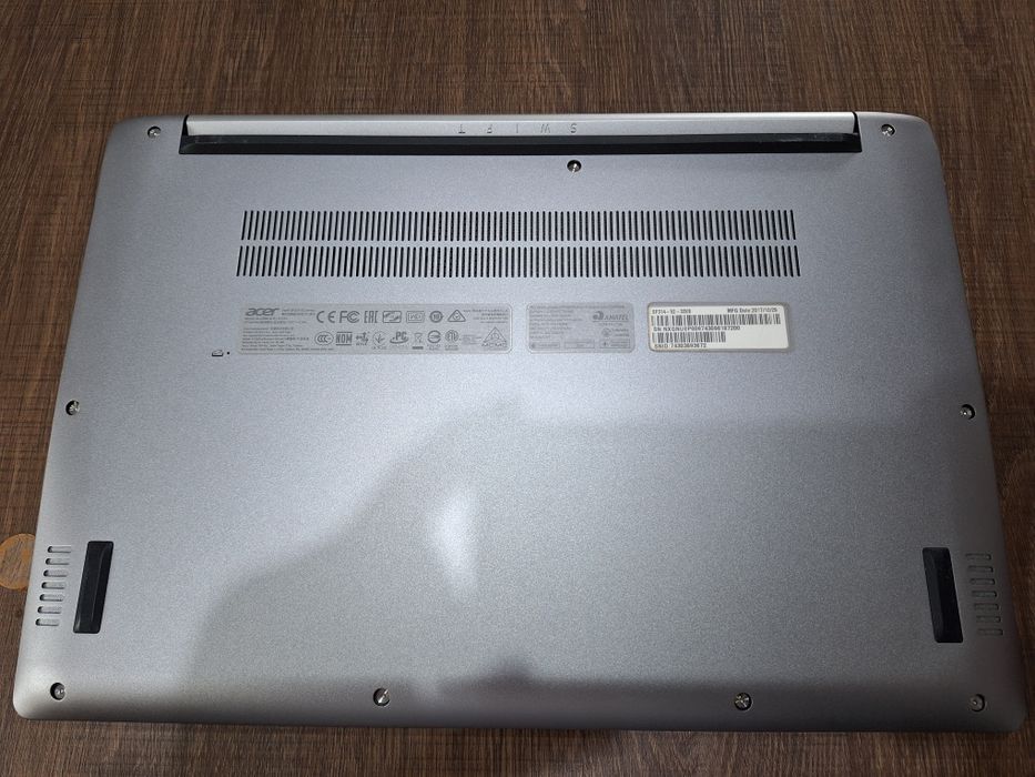 Laptop Acer Swift 3  SF314-52, i3, 8GB ram, 250 GB
