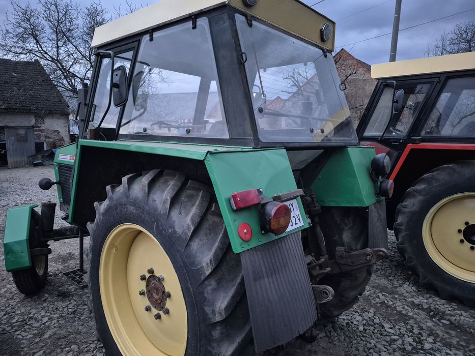 Ciągnik rolniczy Zetor 8011 ursus crystal
