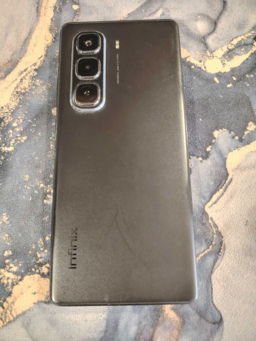Продам Infinix Hot 50 Pro Plus  16/256gb. оригинал , цвет черный  .