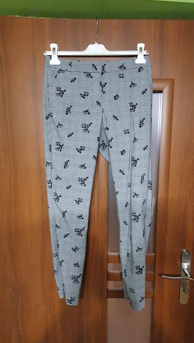 Garnitur damski we wzorek rozmiar 34