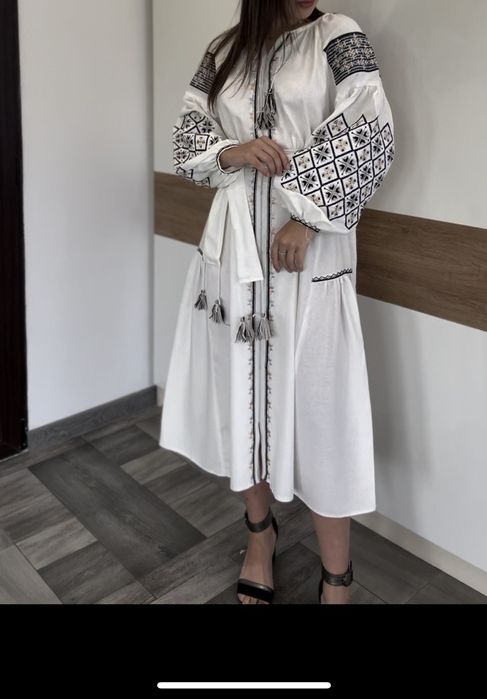 Вишита сукня , вишиванка