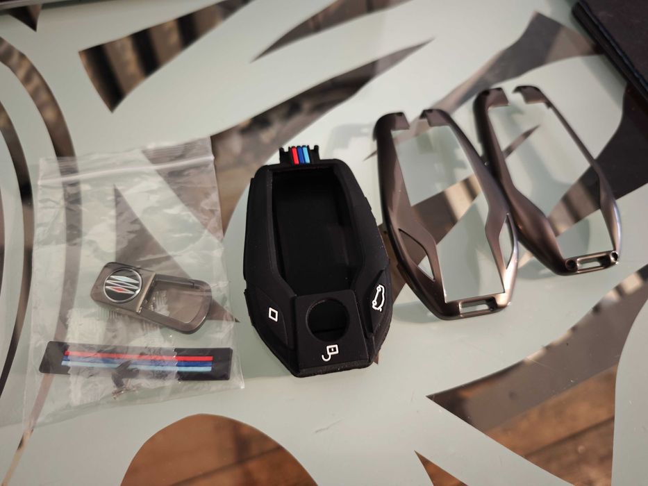 Metalowe etui na kluczyk display key BMW
