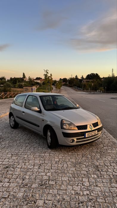 Renault clio 1.5 dci comercial poucos kms