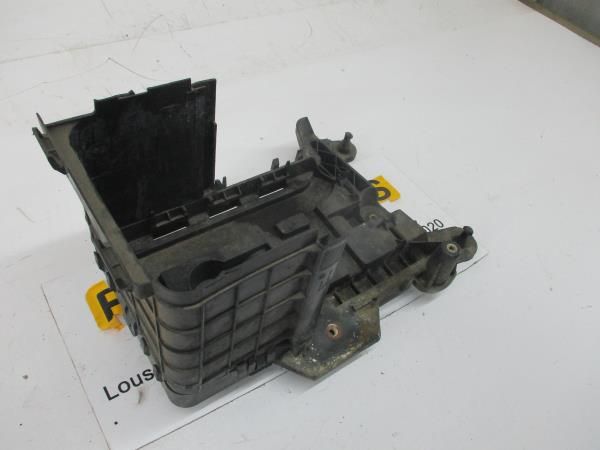 Base / caixa da bateria VOLKSWAGEN Caddy III (2K, 2C)