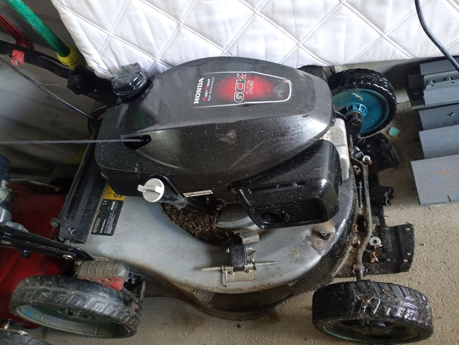 Silnik Honda GCV 145 plus reszta kosiarki