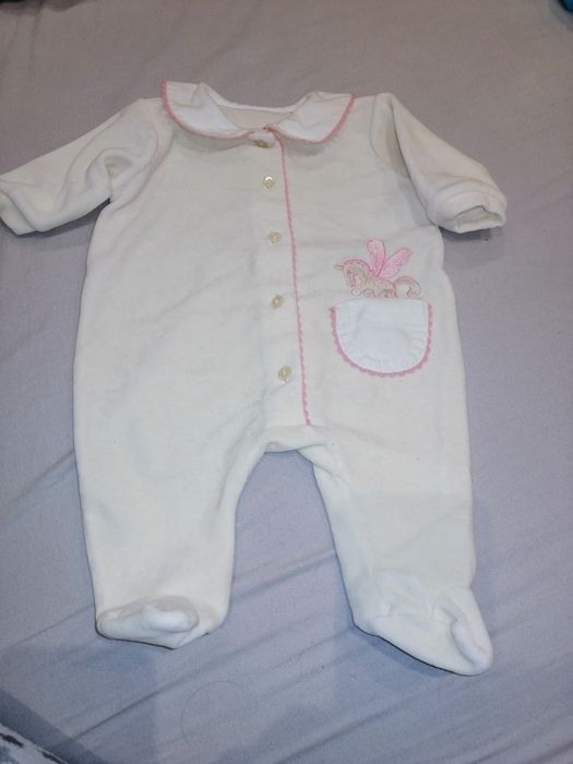 Babygrow/Pijama Bebé 1 mês