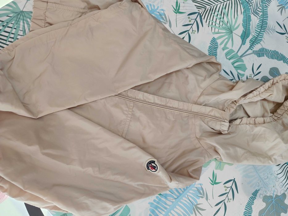 Casaco menina 6 anos Moncler