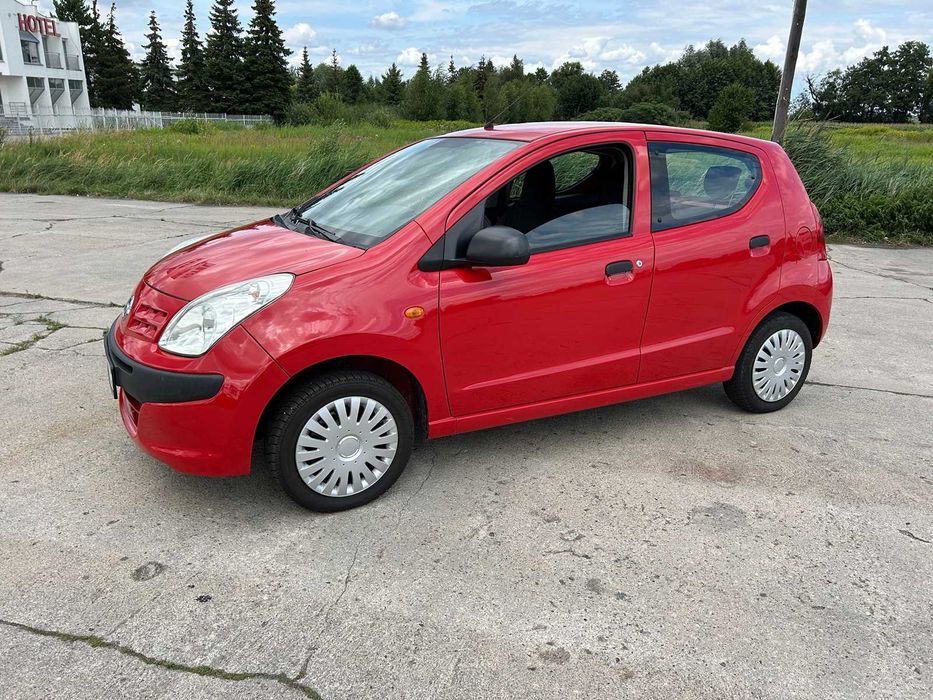 Nissan Pixo