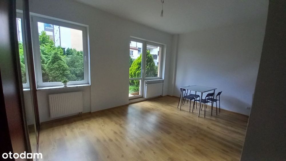 Kawalerka 33 m² z ogródkiem po remoncie wys. mieszkania 3m przy lesie