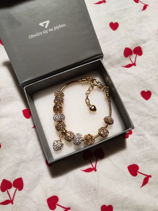 Bransoletka złota charms