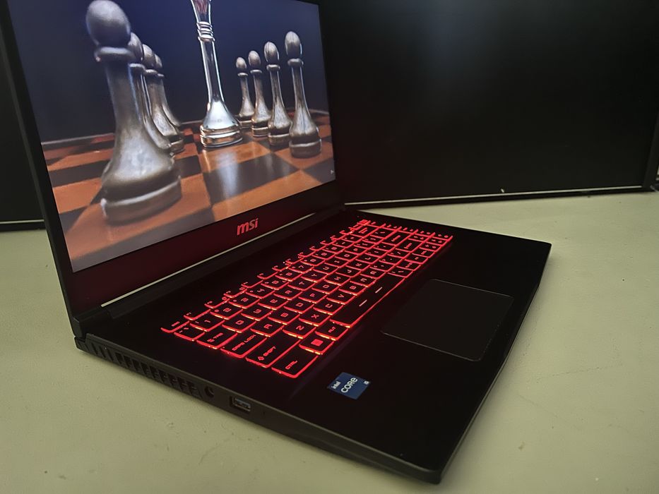 Laptop MSI gf63 rtx 3050 i5 11th 16gb ram