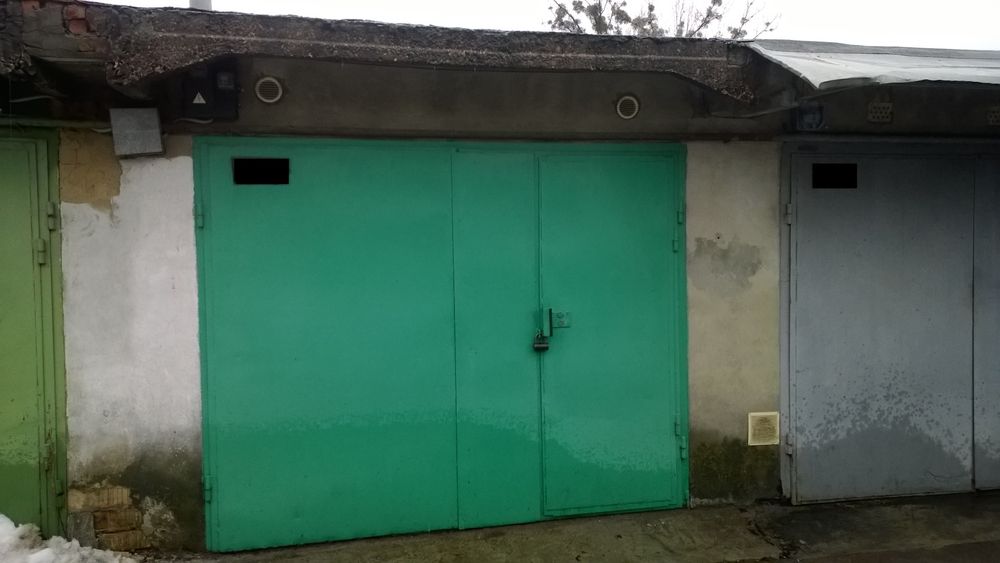 Продам гараж " Синеозёрное"