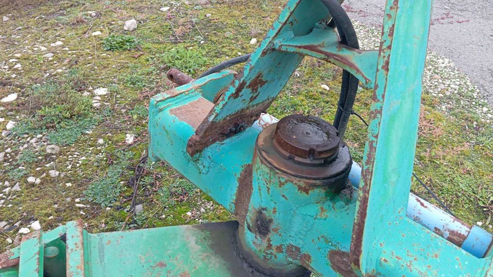 Плуг оборотний ПОН-7-40+1