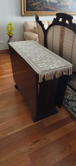 Mesa dobrável (ambos os lados) em madeira
