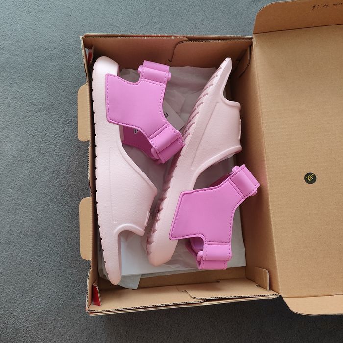 Sandałki piankowe puma r 32. Wkładka 20.5 cm