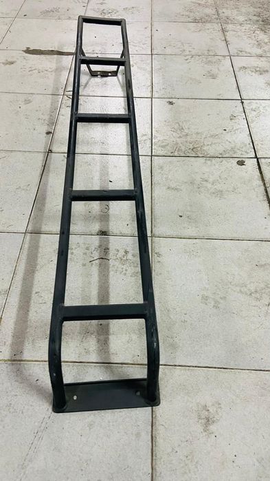 Escada traseira para Land Rover Defender tt