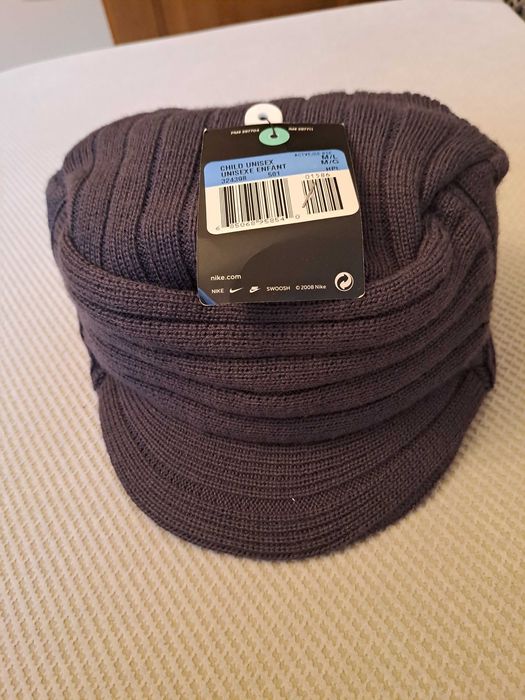 Czapka z daszkiem, nike z dzianiny, r. M / L
