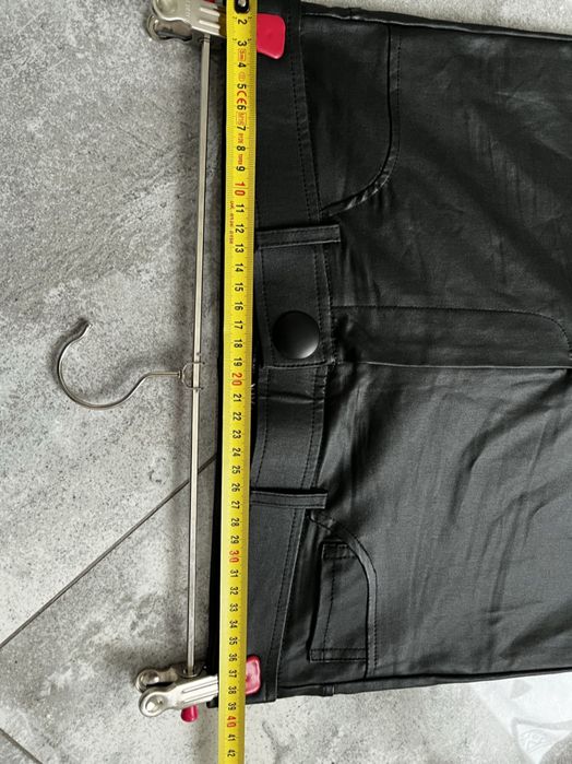 Spodnie z eko skóry Zara M