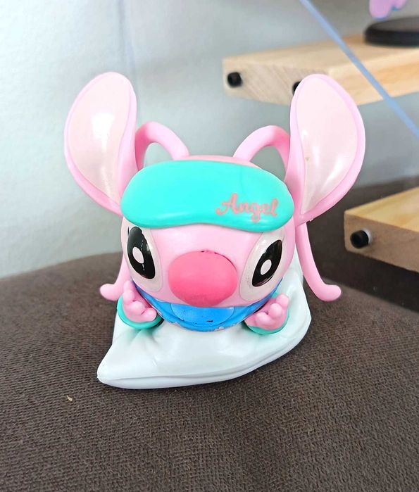 Figuras de guerra de almofadas do Stitch (8 peças)